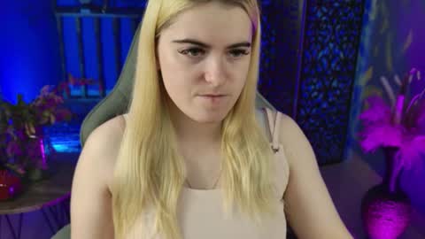 stef_nicks online show from 10-11-25, 07:18