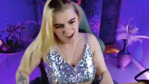 stef_nicks online show from 10-16-25, 09:21