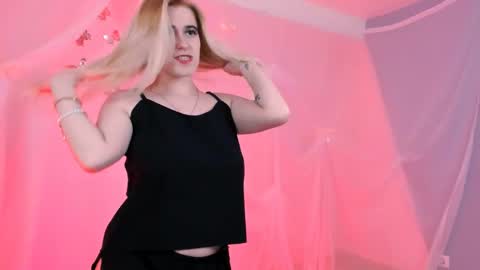 stef_nicks online show from 05-08-26, 09:36