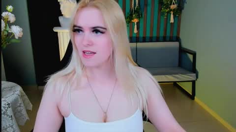 stef_nicks online show from 05-16-26, 09:06