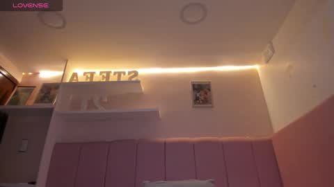 Stefa Gomez  online show from 11-27-25, 10:28