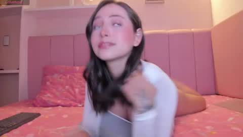 Stefa Gomez  online show from 06-12-26, 01:21