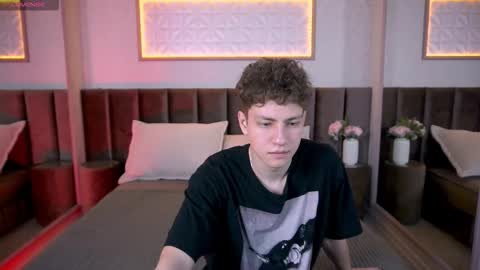 Snapshot of stefanbev chatting on 02-11-26, 07:30 Esrefan online show from 02-11-26, 07:30