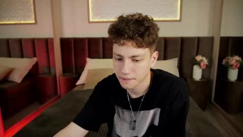 Snapshot of stefanbev chatting on 03-11-26, 08:48 Esrefan online show from 03-11-26, 08:48