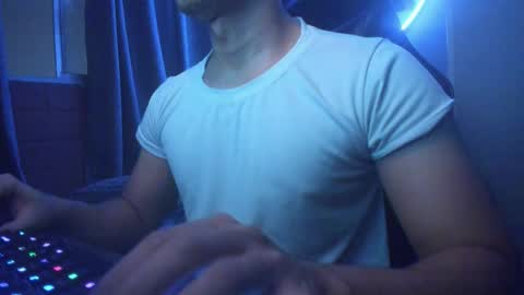 Stefann Salvatore online show from 11-30-25, 05:44