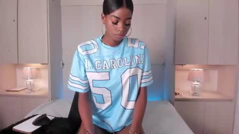 stefannyevans_ online show from 06-16-26, 02:09