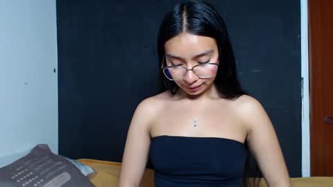 Snapshot of stefanygp chatting on 02-28-25, 11:58 Stefanny lopez online show from 02-28-25, 11:58