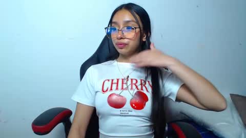 Snapshot of stefanygp chatting on 03-05-25, 12:00 Stefanny lopez online show from 03-05-25, 12:00