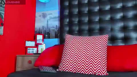 Snapshot of steffanxxll chatting on 03-06-26, 10:17 ---steffan--- online show from 03-06-26, 10:17