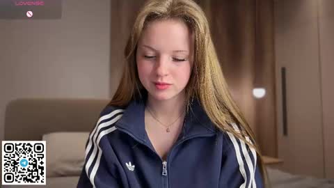 STEFI  Streams every day from 10 PM GTM1  online show from 04-30-26, 10:03