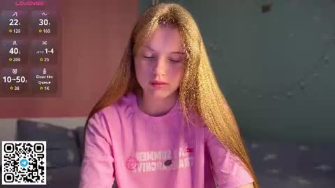 Snapshot of steffi_meoww chatting on 07-03-26, 04:30 STEFI Streams every day from 10 PM GTM1 online show from 07-03-26, 04:30