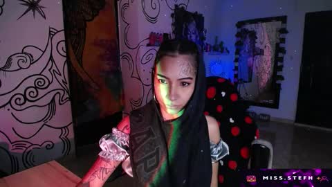   online show from 10-07-25, 04:42