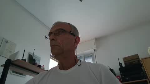 stefi444466 online show from 06-02-26, 05:42