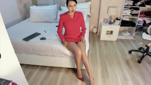 Zuly online show from 03-04-26, 12:38