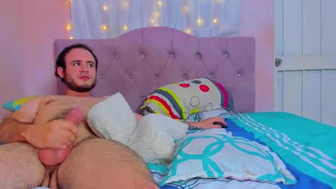 Snapshot of stefi_and_alexander chatting on 10-25-25, 11:10 stefi_and_alexander online show from 10-25-25, 11:10