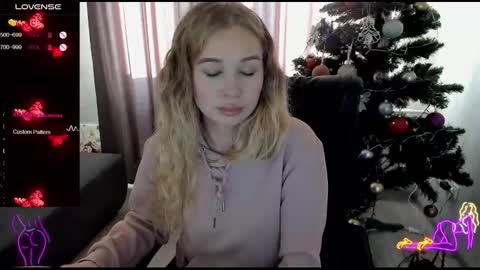 Snapshot of stella__cox chatting on 01-18-26, 12:31 Stella Cox online show from 01-18-26, 12:31