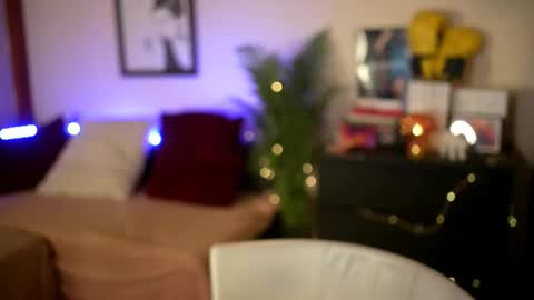 Snapshot of stella_shock chatting on 03-19-26, 05:39 Stella online show from 03-19-26, 05:39