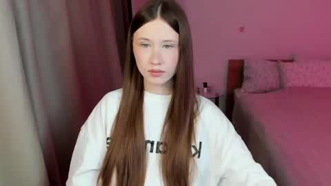 stella_sunny online show from 02-26-25, 11:37