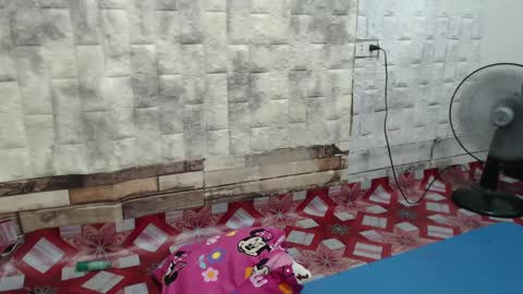 Snapshot of stella_whip chatting on 12-16-24, 01:31 Mistress Morticia online show from 12-16-24, 01:31