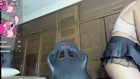 Estella online show from 12-15-24, 12:18