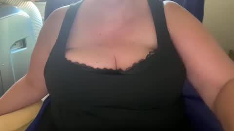 Snapshot of stellaaltamarea chatting on 09-25-25, 10:19 stellaaltamarea online show from 09-25-25, 10:19