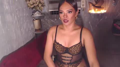 stella online show from 09-23-25, 02:20