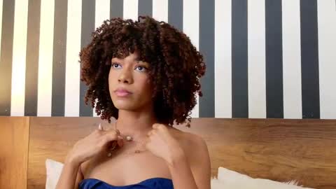 Snapshot of stellaciel_ chatting on 10-24-25, 10:39 S T E L L A online show from 10-24-25, 10:39