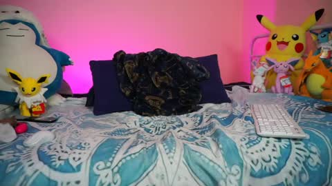 StellaCinderella online show from 05-13-26, 02:03