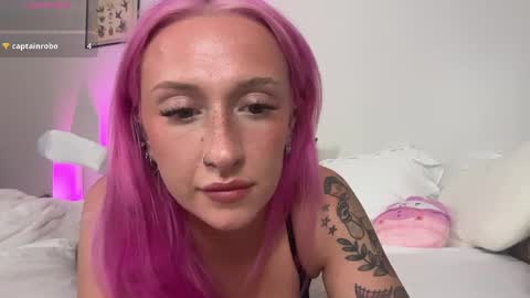 Snapshot of stellacorbet chatting on 06-09-26, 03:29 stellacorbet online show from 06-09-26, 03:29