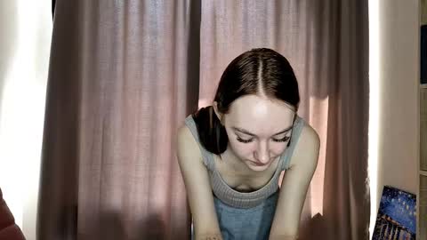 Snapshot of stellafalt chatting on 09-17-25, 07:10 Stella online show from 09-17-25, 07:10