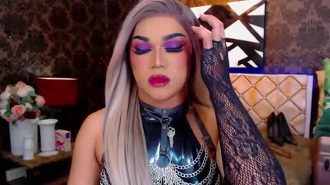 Snapshot of stellagrayts chatting on 01-10-25, 09:34 CALL ME STELLA online show from 01-10-25, 09:34