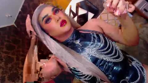 Snapshot of stellagrayts chatting on 01-31-25, 01:23 CALL ME STELLA online show from 01-31-25, 01:23