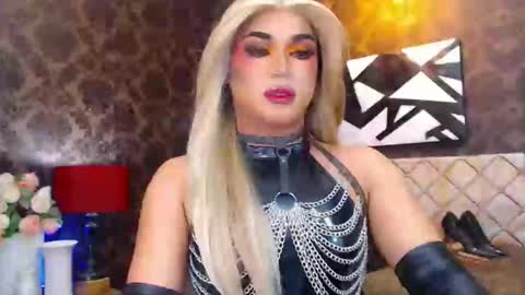 Snapshot of stellagrayts chatting on 02-22-25, 10:07 CALL ME STELLA online show from 02-22-25, 10:07