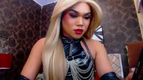 Snapshot of stellagrayts chatting on 02-27-25, 03:48 CALL ME STELLA online show from 02-27-25, 03:48