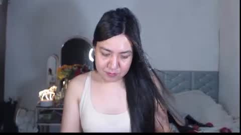 Stella online show from 10-06-25, 04:21