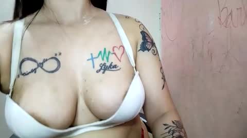 Stellapearlx online show from 06-11-26, 01:27