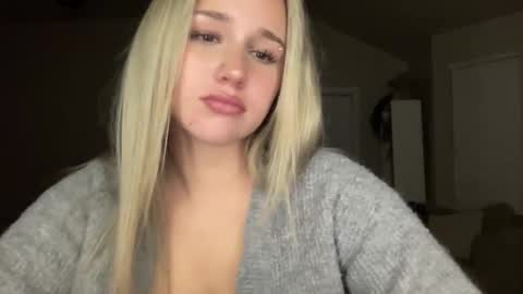 Snapshot of stellaraexox chatting on 11-13-25, 12:53 stellaraexox online show from 11-13-25, 12:53