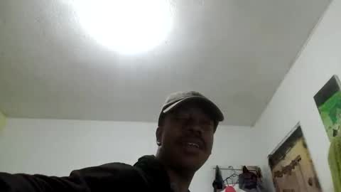 Snapshot of stemanlu9 chatting on 11-20-25, 03:18 Steman online show from 11-20-25, 03:18