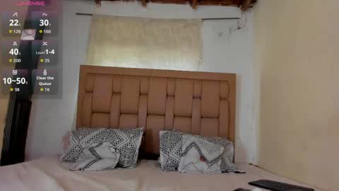 Stepcouple   online show from 05-10-26, 08:14