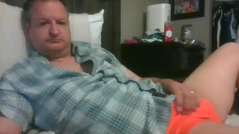 Snapshot of stepdaddy81 chatting on 06-02-26, 11:34 stepdaddy81 online show from 06-02-26, 11:34