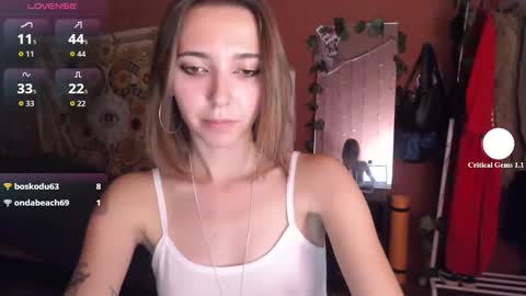 Snapshot of steph_fossst chatting on 09-11-25, 08:53 Stephanie 3 online show from 09-11-25, 08:53