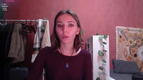 Snapshot of steph_fossst chatting on 10-12-25, 05:56 Stephanie 3 online show from 10-12-25, 05:56