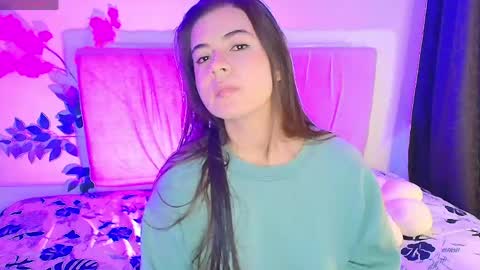 Emma online show from 05-20-26, 03:24