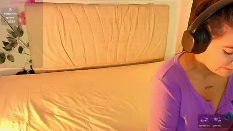 Emma online show from 05-25-26, 02:50