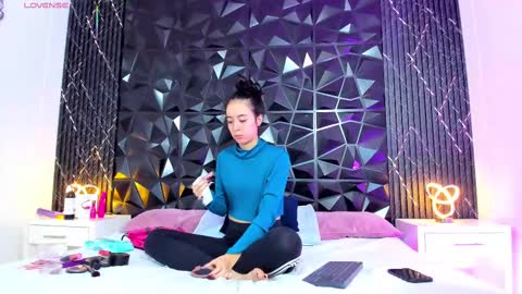 stephanandsamantha online show from 09-20-25, 09:05