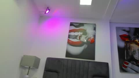 Stephane Rousseau online show from 05-18-26, 04:07