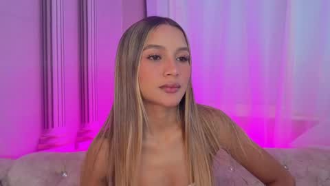 Snapshot of stephani_sweet chatting on 05-30-26, 09:45 Stefff online show from 05-30-26, 09:45