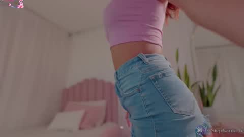 stephania_let online show from 10-14-25, 10:38