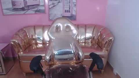 Stephania online show from 01-31-25, 01:45