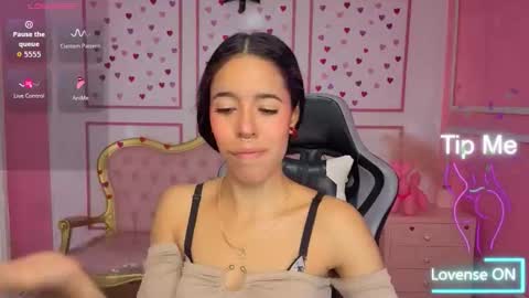 Stephania online show from 01-14-26, 12:00